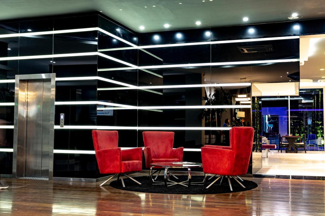 Hotel Los Alpes Cipreses Asuncion Buitenkant foto